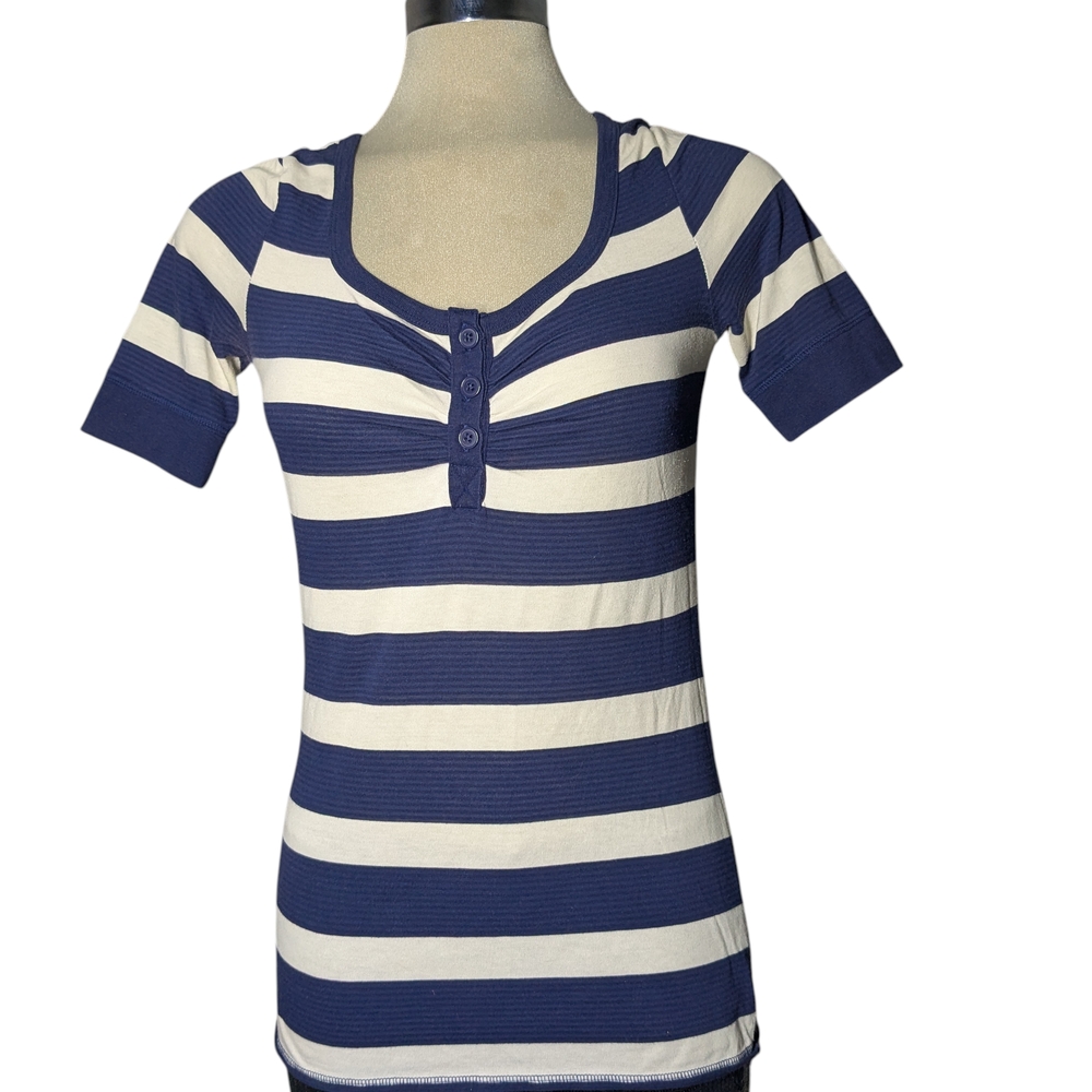 Old Navy Blue and Cream Striped Short Sleeve Tee